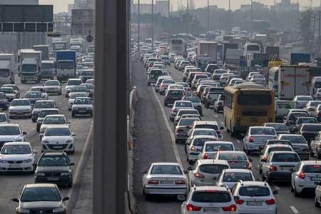 ثبت 240 هزار تردد بین تهران و کرج در یک شبانه روز ثبت 240 هزار تردد بین تهران و کرج در یک شبانه روز