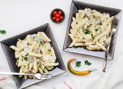 طرز تهیه پاستا آلفردو با مرغ و قارچ به روش رستورانی و بسیار خوشمزه